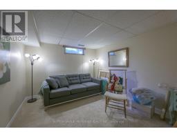 51 - 50 FIDDLERS GREEN ROAD - 34