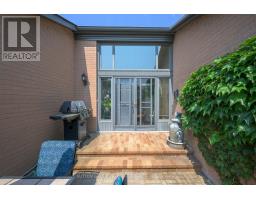 51 - 50 FIDDLERS GREEN ROAD - 4