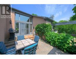 51 - 50 FIDDLERS GREEN ROAD - 5