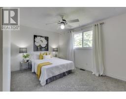52 GLENDALE AVENUE - 15