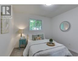 52 GLENDALE AVENUE - 18