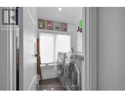 248 BORDEN AVENUE - 25