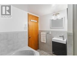 164 ATKINSON BOULEVARD - 33