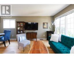 36 - 59 PENNYBROOK CRESCENT - 4