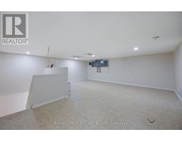 22164 DUNDONALD ROAD - 36