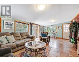 211 UNION STREET - 13