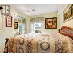 211 UNION STREET - 9