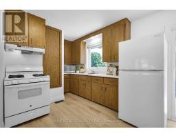 368 GRIFFITH STREET - 12