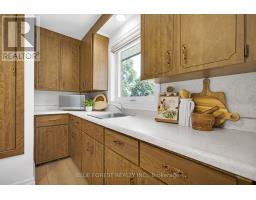 368 GRIFFITH STREET - 13