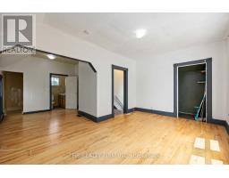 316 CONFEDERATION STREET - 13