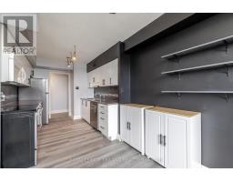 901 - 389 DUNDAS STREET - 10