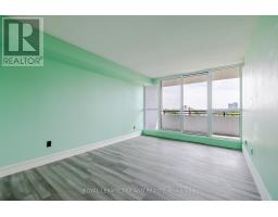 901 - 389 DUNDAS STREET - 17