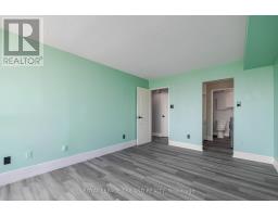 901 - 389 DUNDAS STREET - 18