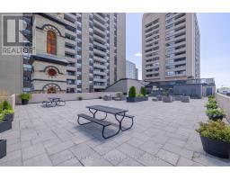 901 - 389 DUNDAS STREET - 37