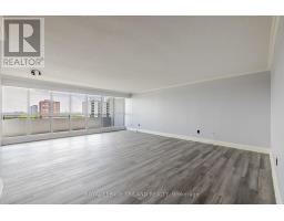 901 - 389 DUNDAS STREET - 4