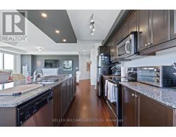 1004 - 1030 CORONATION DRIVE - 17