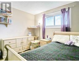 239 COMMISSIONERS ROAD W - 14