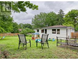 239 COMMISSIONERS ROAD W - 32