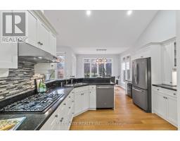 27 WYNFIELD LANE S - 14