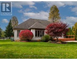 27 WYNFIELD LANE S - 40