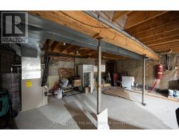 215 KITCHENER AVENUE - 33