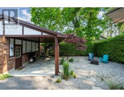215 KITCHENER AVENUE - 41