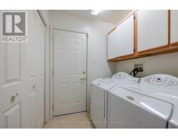41 MC GREGOR COURT - 19