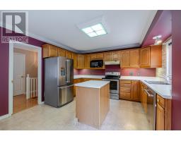 41 MC GREGOR COURT - 6
