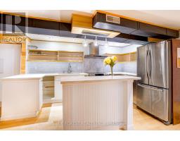 574 OAKRIDGE DRIVE - 25