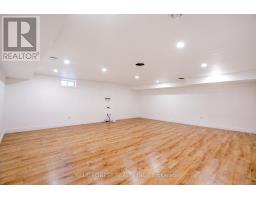 574 OAKRIDGE DRIVE - 41