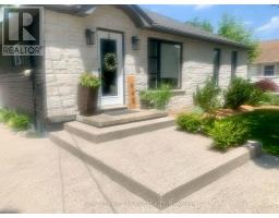 642 PERCY STREET - 1