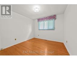 14 PICKWICK CRESCENT - 12