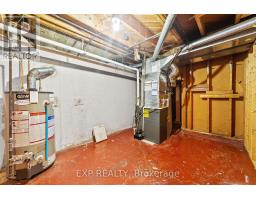 14 PICKWICK CRESCENT - 20