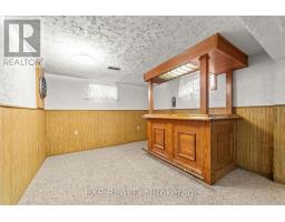 14 PICKWICK CRESCENT - 24