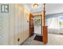 14 PICKWICK CRESCENT - 9
