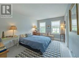 4 - 609 COLBORNE STREET - 33