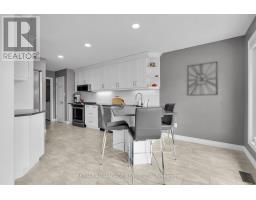 18 - 1755 LOUISE BOULEVARD - 12
