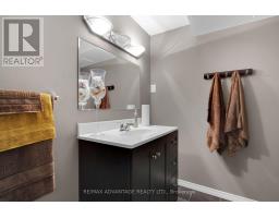 18 - 1755 LOUISE BOULEVARD - 27