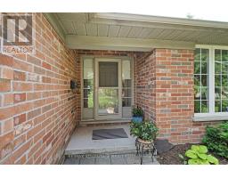 18 - 1755 LOUISE BOULEVARD - 4