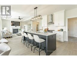 2029 LOCKWOOD CRESCENT - 26