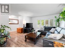 320 HOMESTEAD COURT - 8