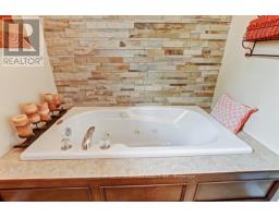 3 - 681 COMMISSIONERS ROAD W - 7