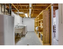 110 MONMORE ROAD N - 36