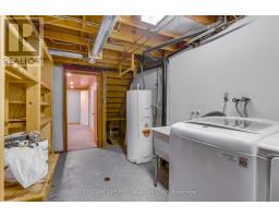 110 MONMORE ROAD N - 37