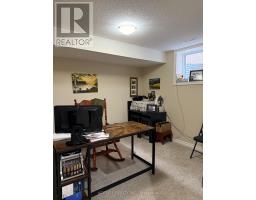 8 BRIDLE PATH - 39
