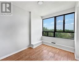 611 - 1600 ADELAIDE STREET N - 13