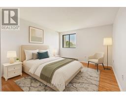 611 - 1600 ADELAIDE STREET N - 14