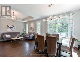 681 BENNETT CRESCENT - 14
