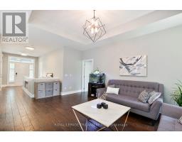 681 BENNETT CRESCENT - 16