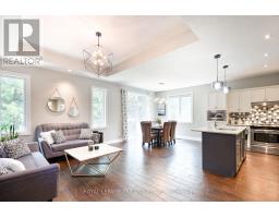 681 BENNETT CRESCENT - 17